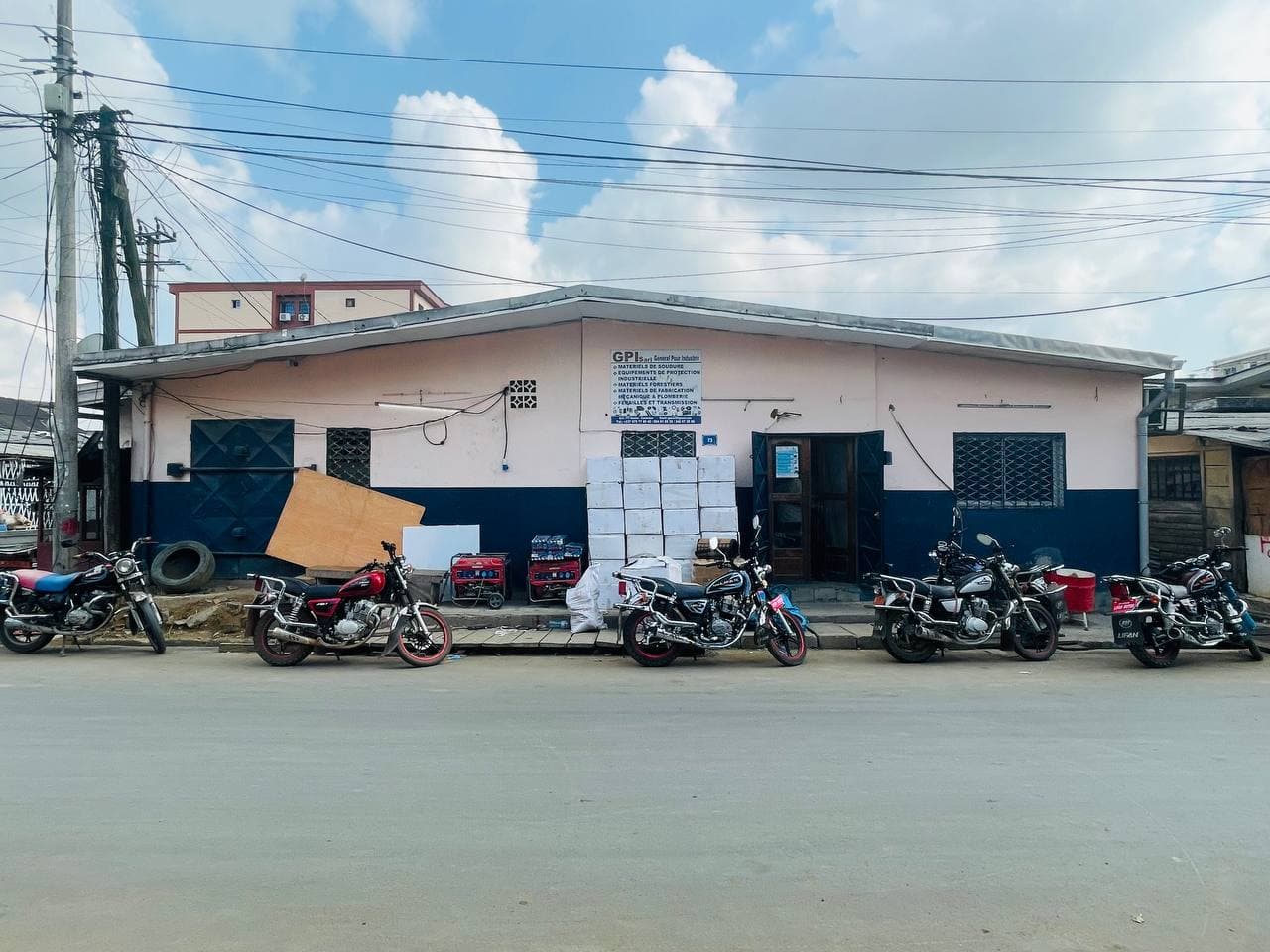 Façade GPI SARL Douala